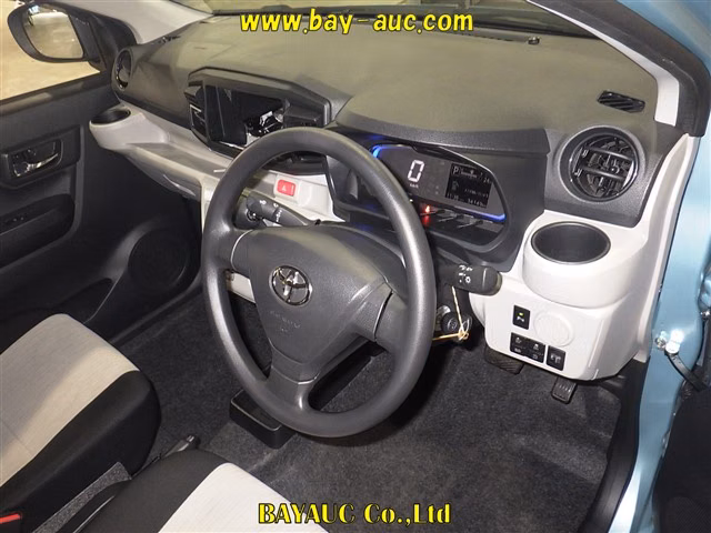 TOYOTA PIXIS EPOCH