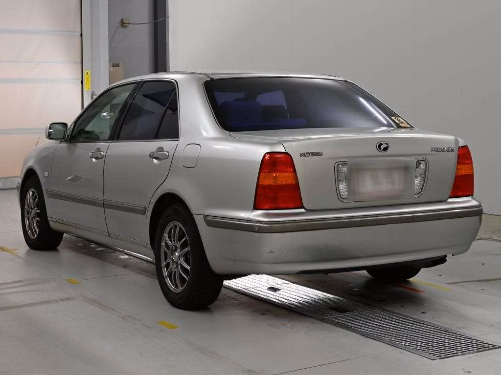 TOYOTA PROGRES
