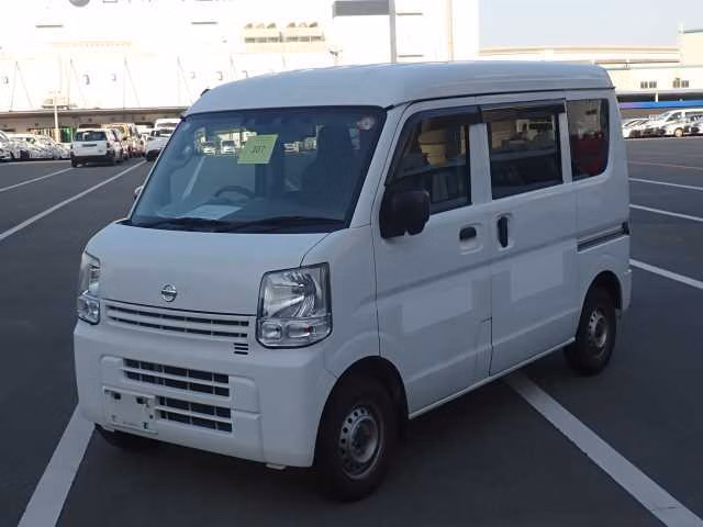 NISSAN NV100 CLIPPER