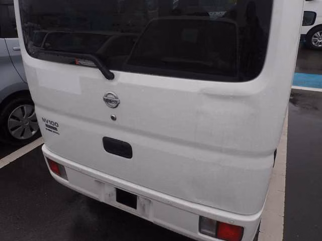 NISSAN NV100 CLIPPER