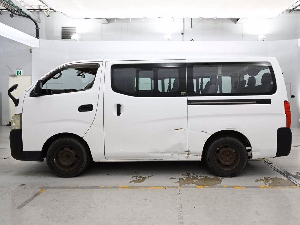 NISSAN NV350 CARAVAN