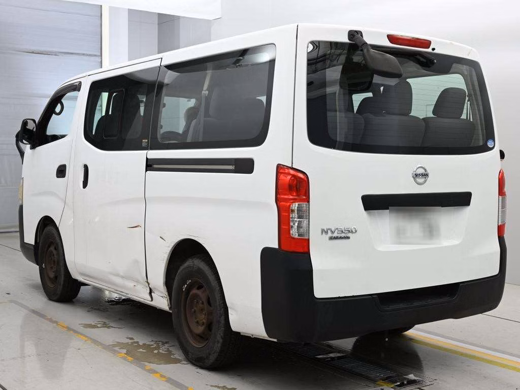 NISSAN NV350 CARAVAN