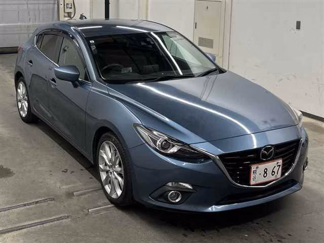 MAZDA AXELA