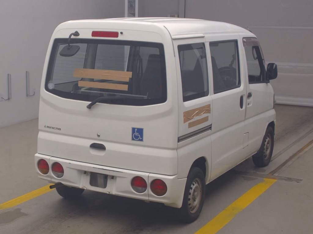 MITSUBISHI MINICAB