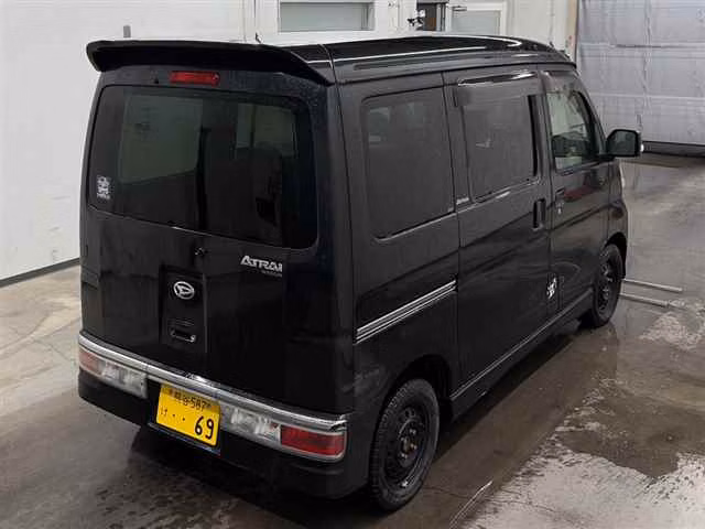 DAIHATSU ATRAI