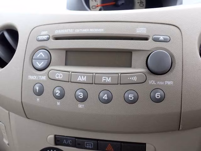 DAIHATSU ESSE