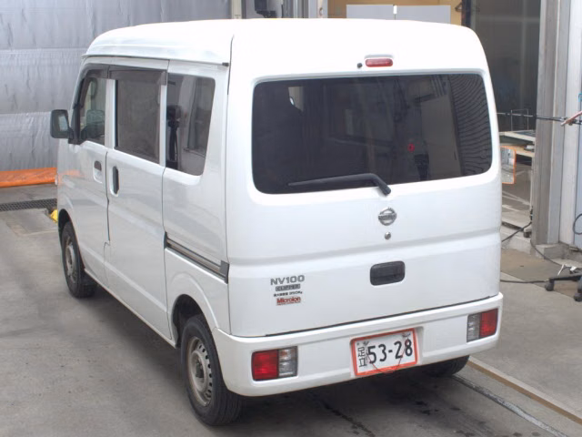 NISSAN NV100 CLIPPER