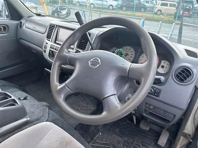 NISSAN CARAVAN