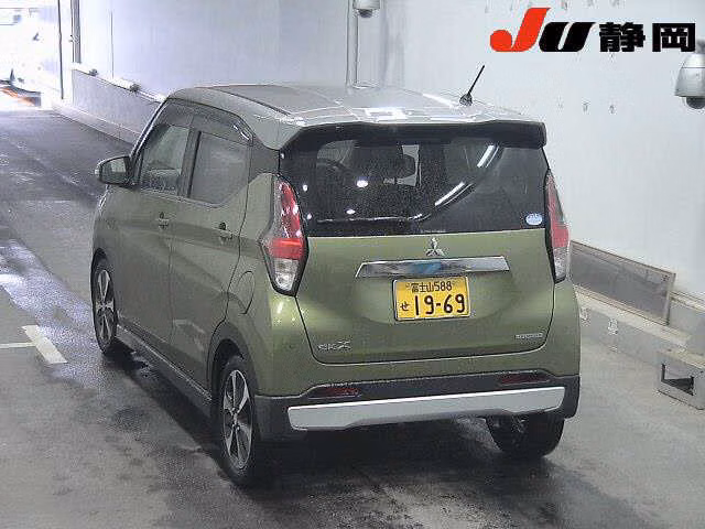 MITSUBISHI EK X