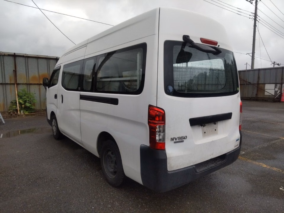 NISSAN NV350 CARAVAN