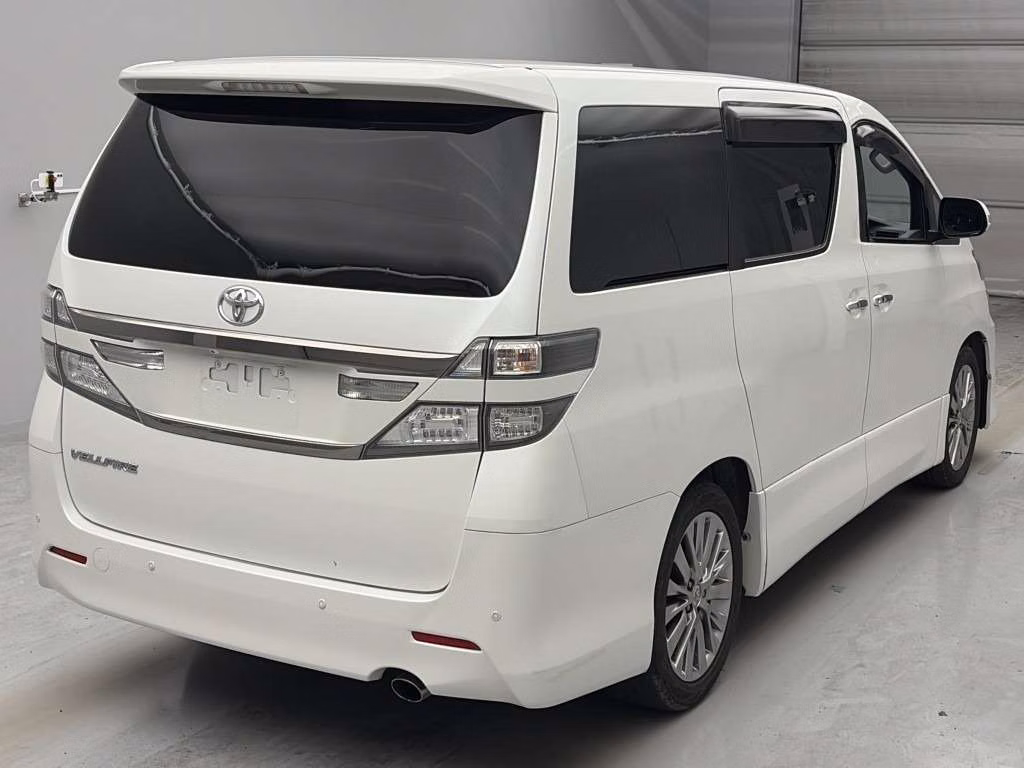 TOYOTA VELLFIRE