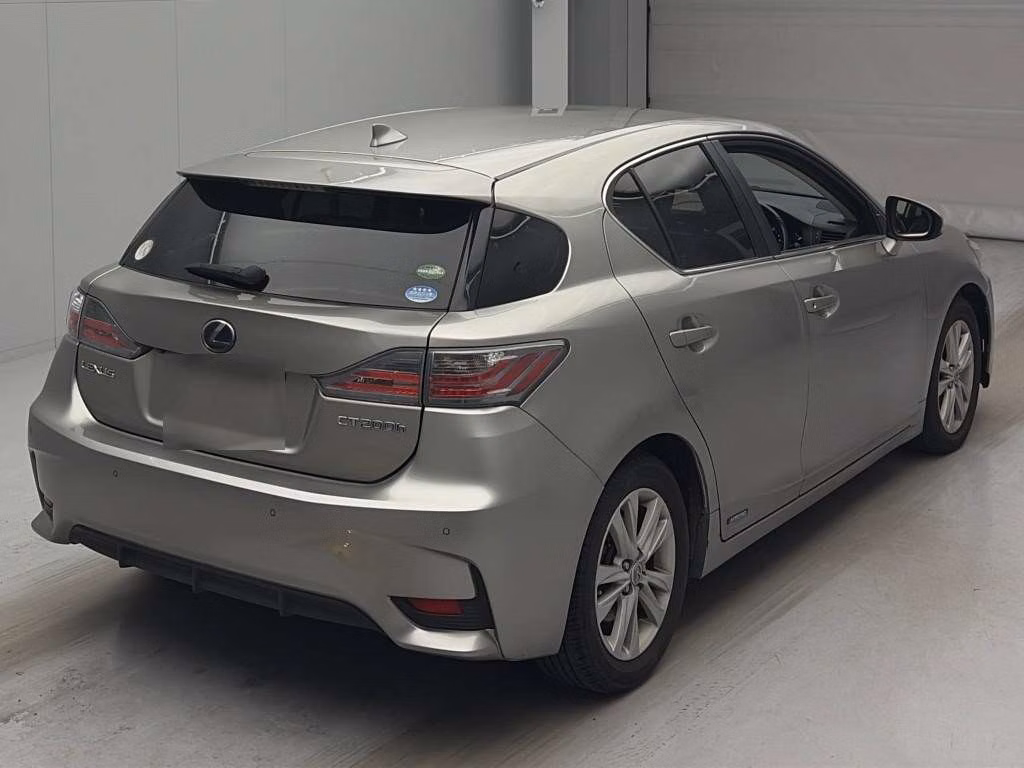 LEXUS CT200H