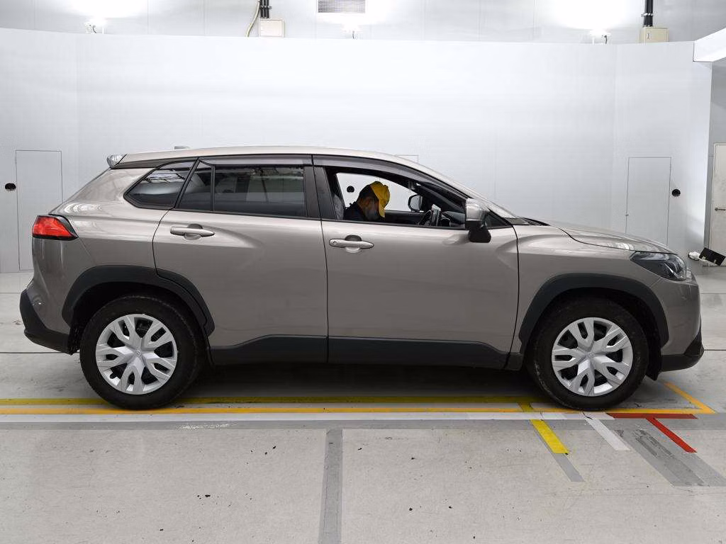 TOYOTA COROLLA CROSS