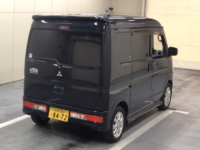 MITSUBISHI TOWN BOX
