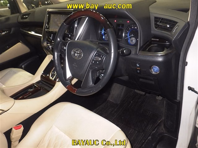 TOYOTA ALPHARD