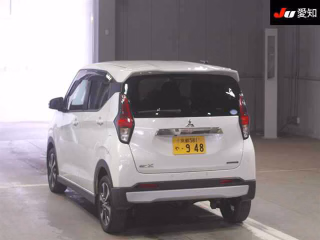 MITSUBISHI EK X