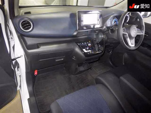 MITSUBISHI EK X