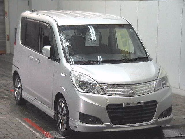 MITSUBISHI DELICA D:2