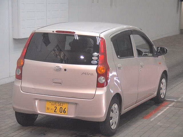DAIHATSU MIRA