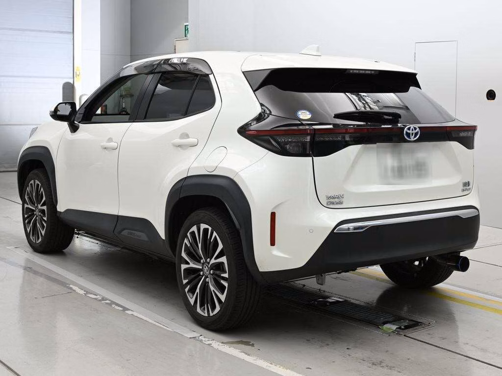 TOYOTA YARIS CROSS