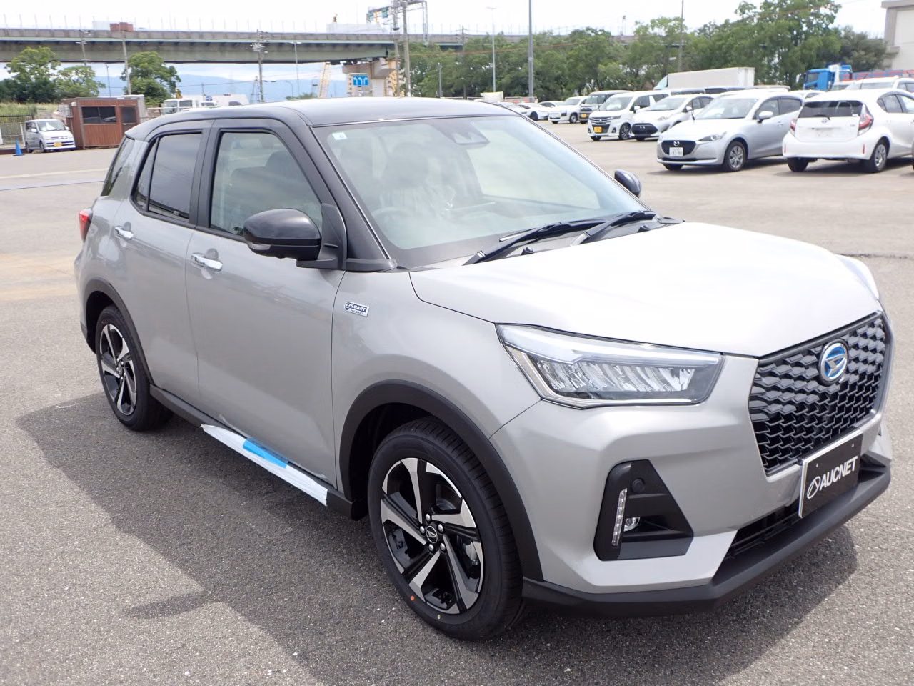DAIHATSU ROCKY