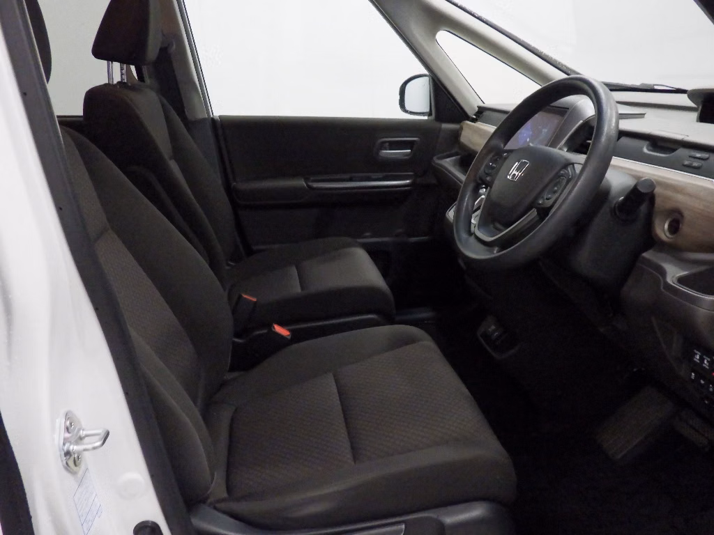 HONDA FREED+