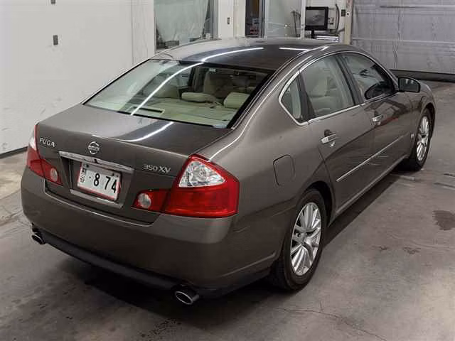 NISSAN FUGA