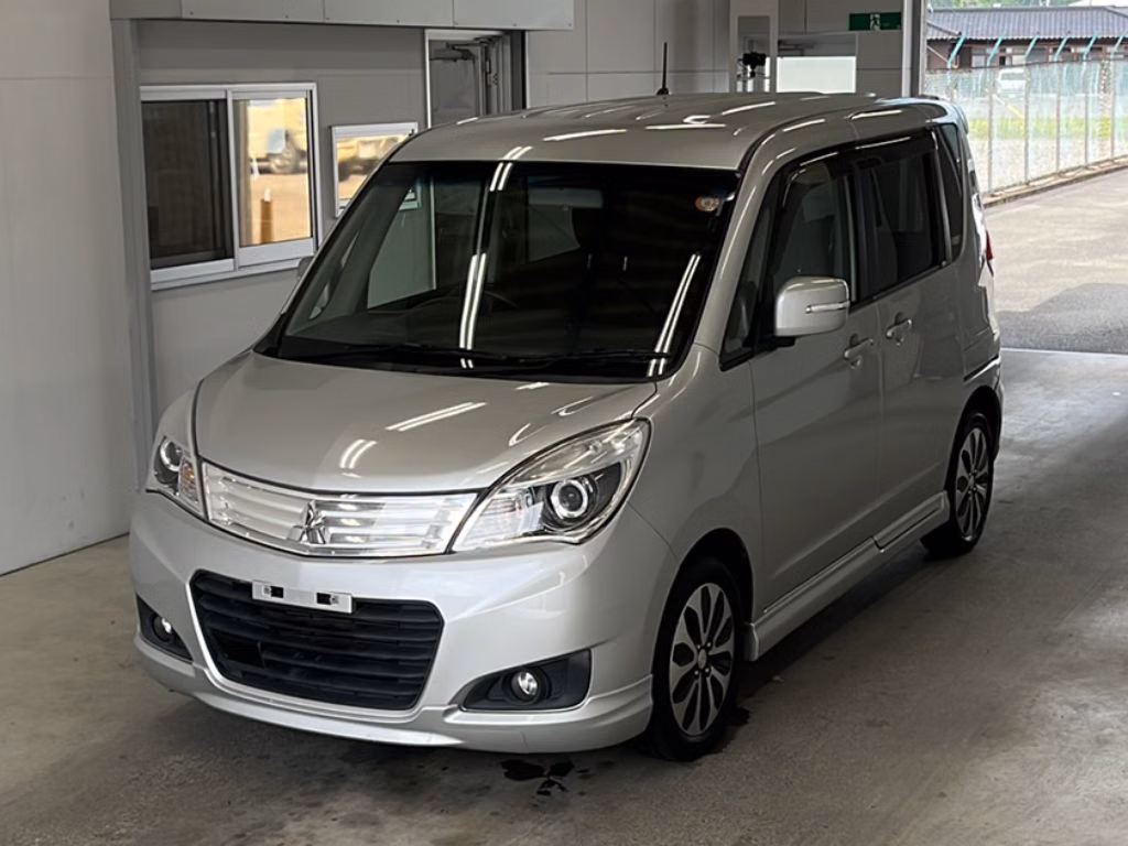 MITSUBISHI DELICA D:2