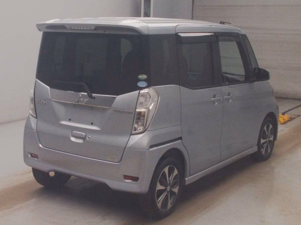 MITSUBISHI EK SPACE