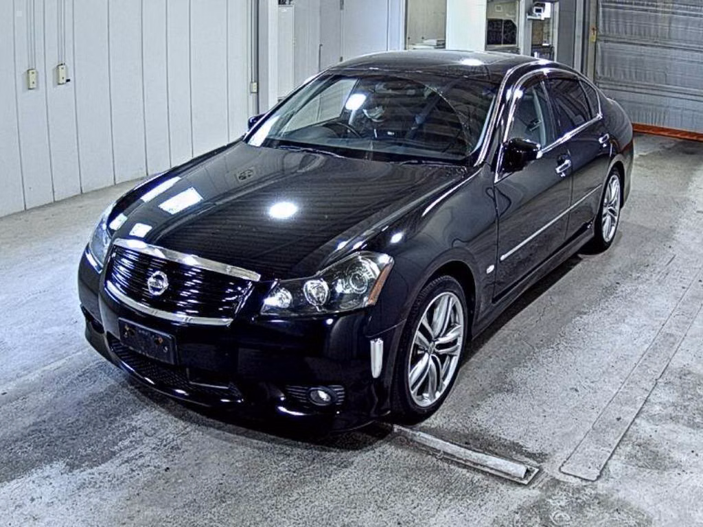 NISSAN FUGA