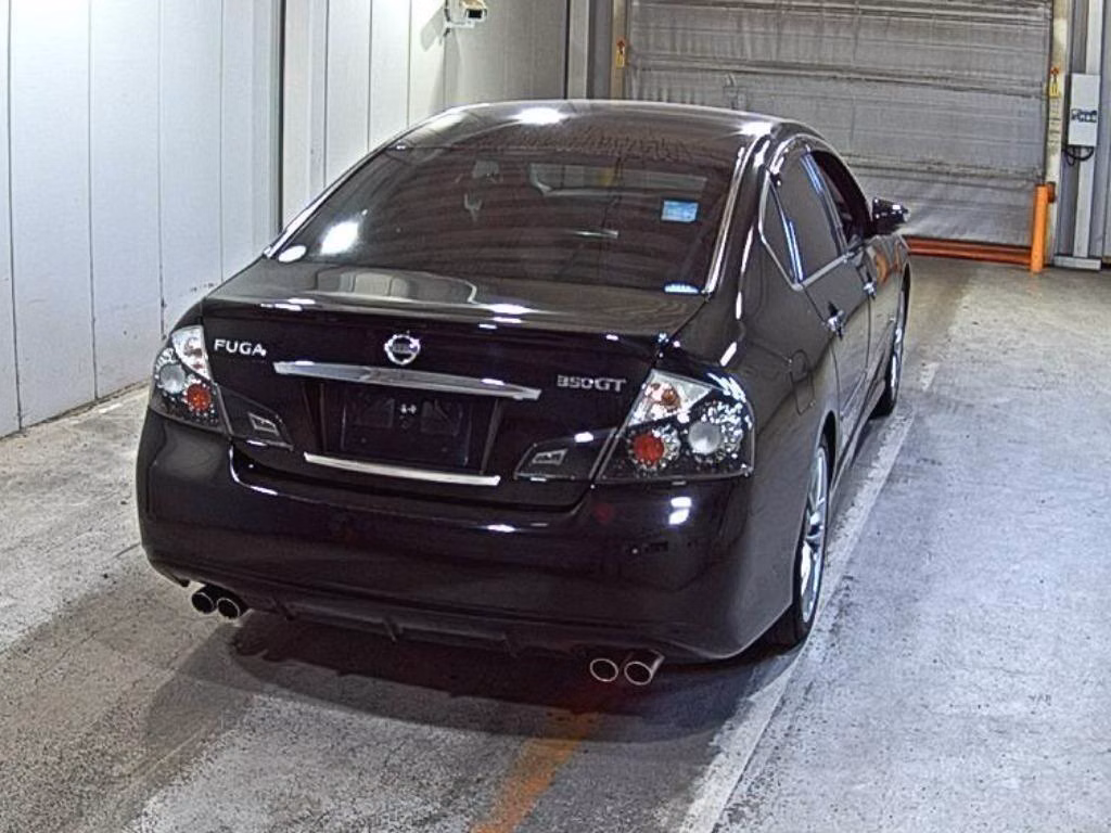 NISSAN FUGA