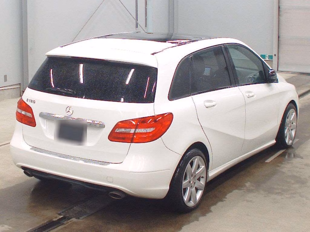 MERCEDES-BENZ B-CLASS