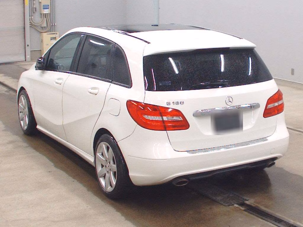MERCEDES-BENZ B-CLASS