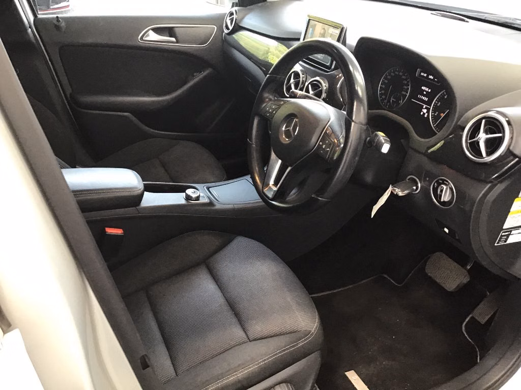 MERCEDES-BENZ B-CLASS