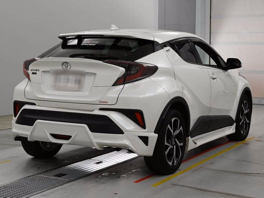 TOYOTA C-HR