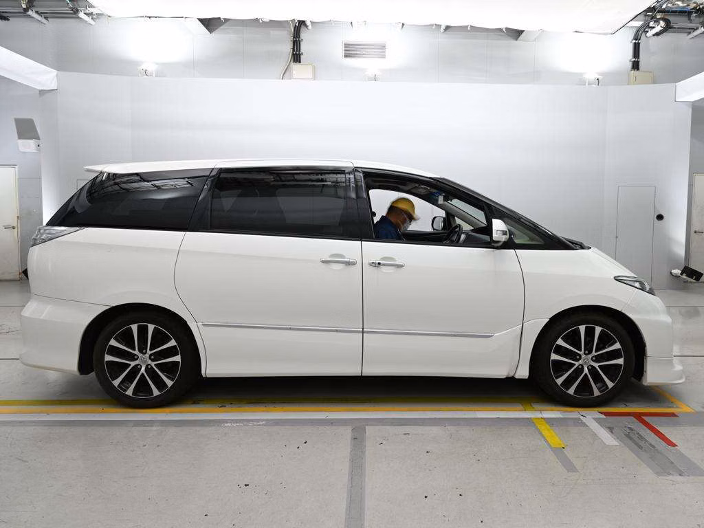 TOYOTA ESTIMA