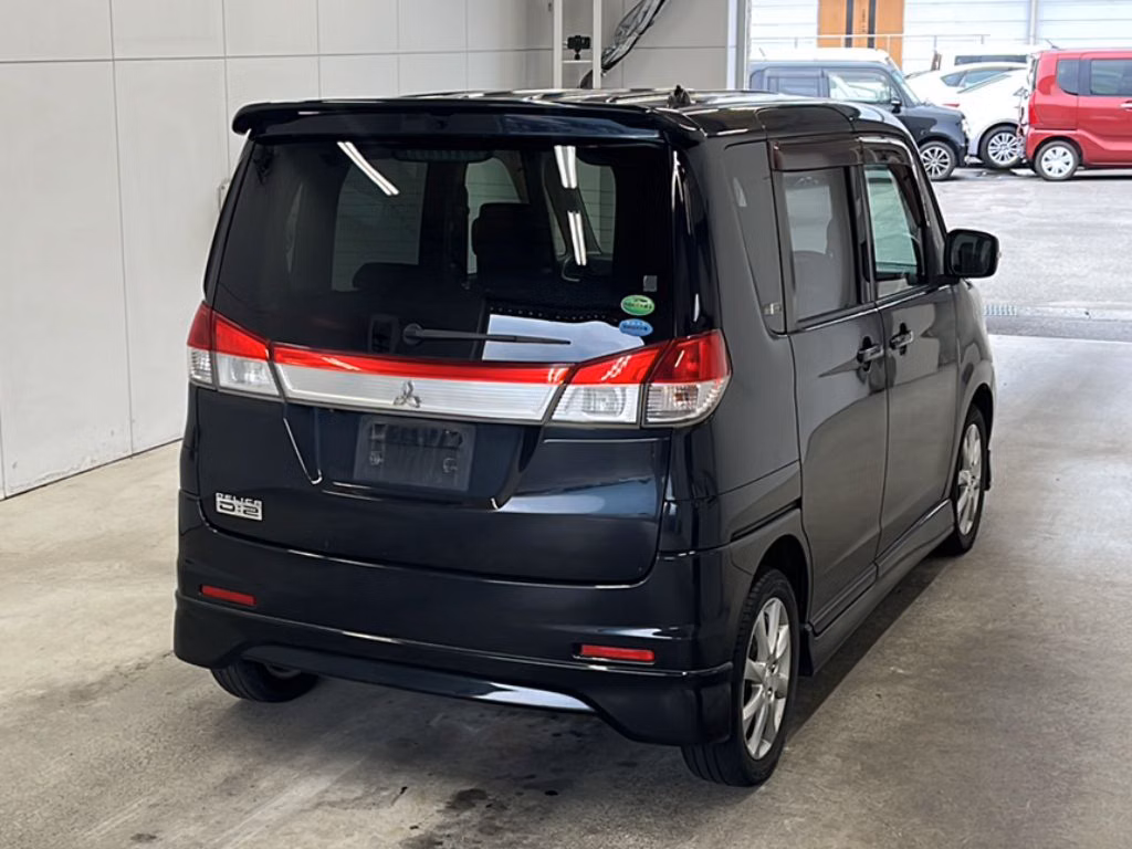 MITSUBISHI DELICA D:2