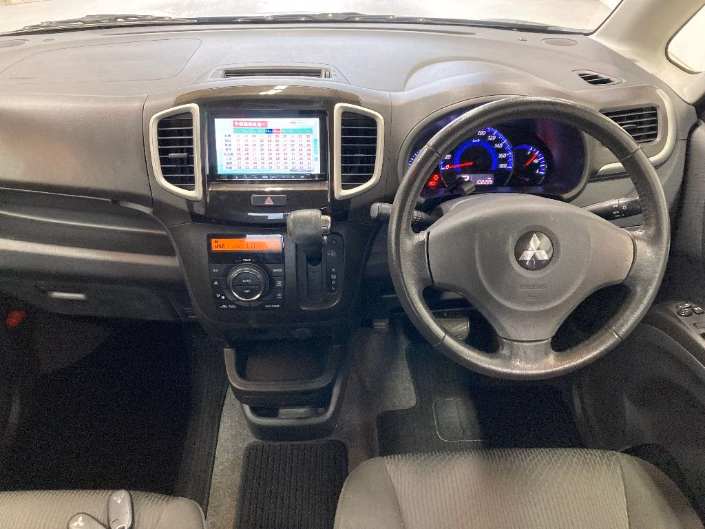 MITSUBISHI DELICA D:2