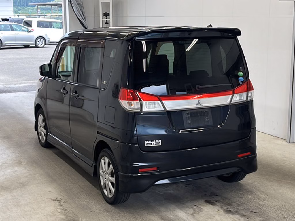 MITSUBISHI DELICA D:2