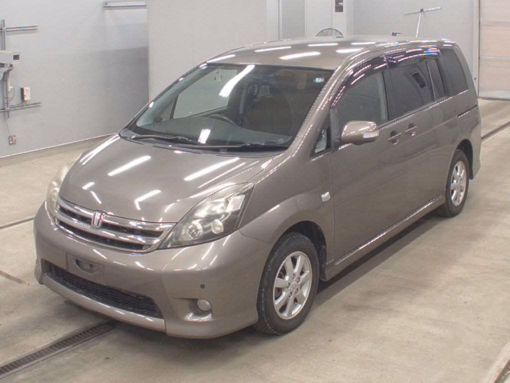 TOYOTA ISIS