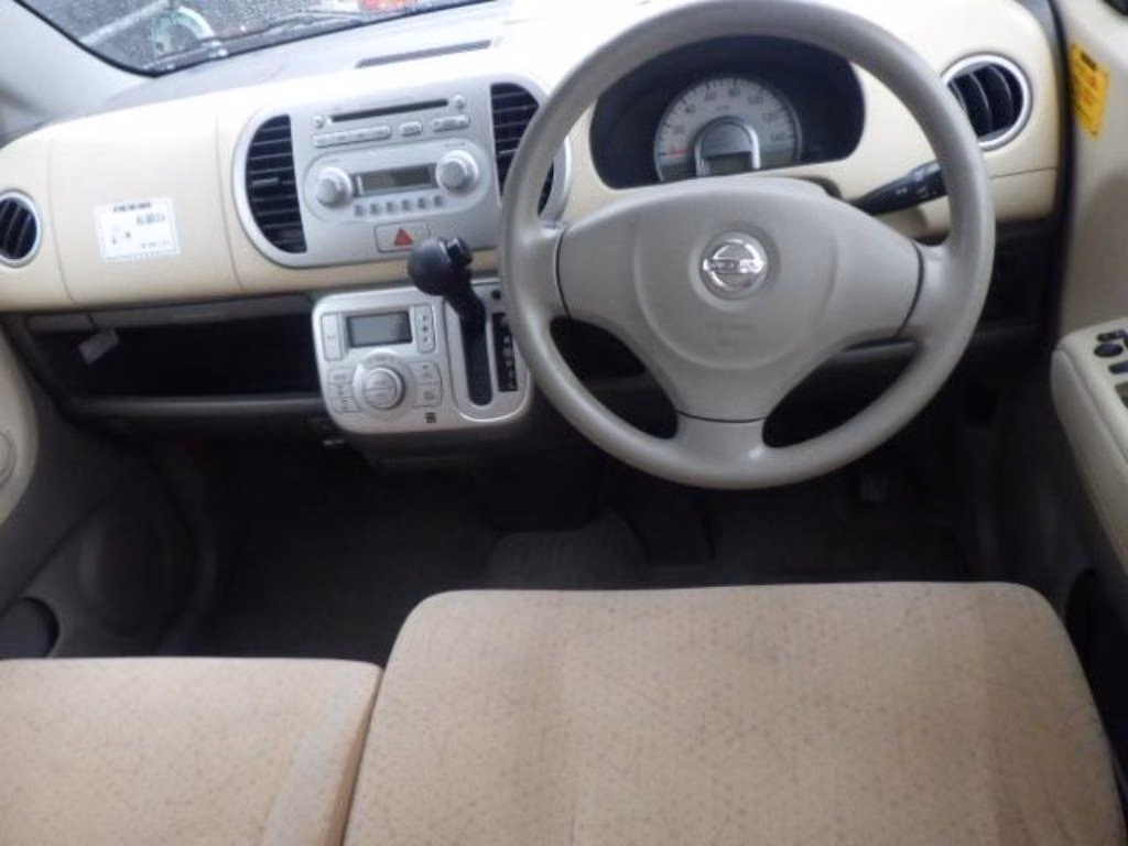 NISSAN MOCO