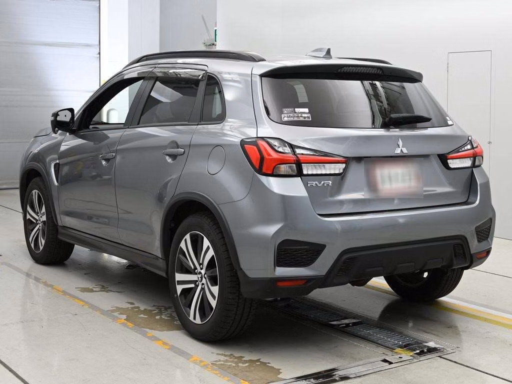 MITSUBISHI RVR
