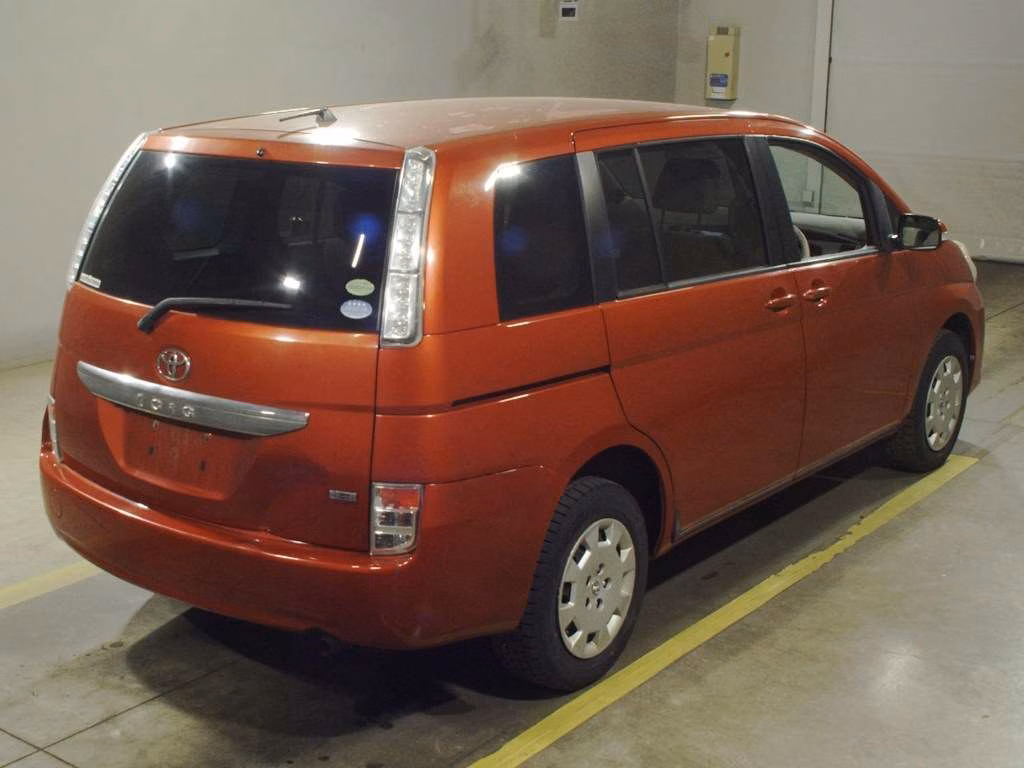 TOYOTA ISIS