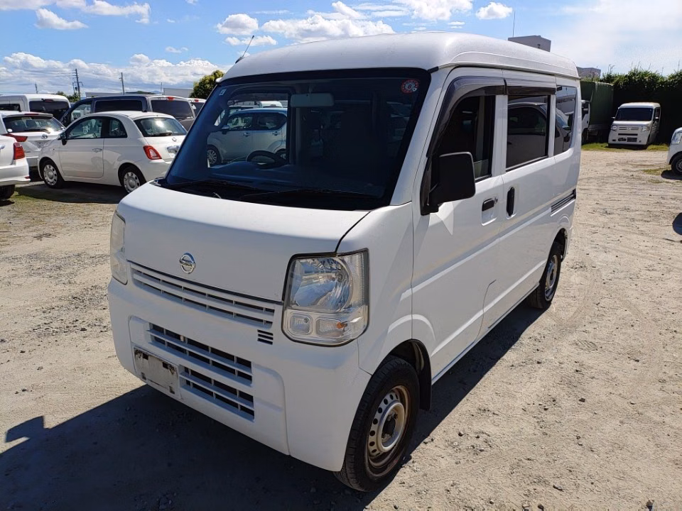 NISSAN NV100 CLIPPER