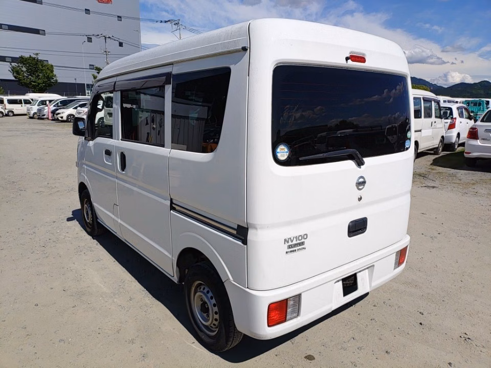 NISSAN NV100 CLIPPER