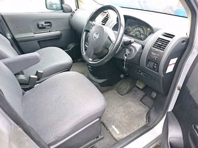NISSAN LAFESTA