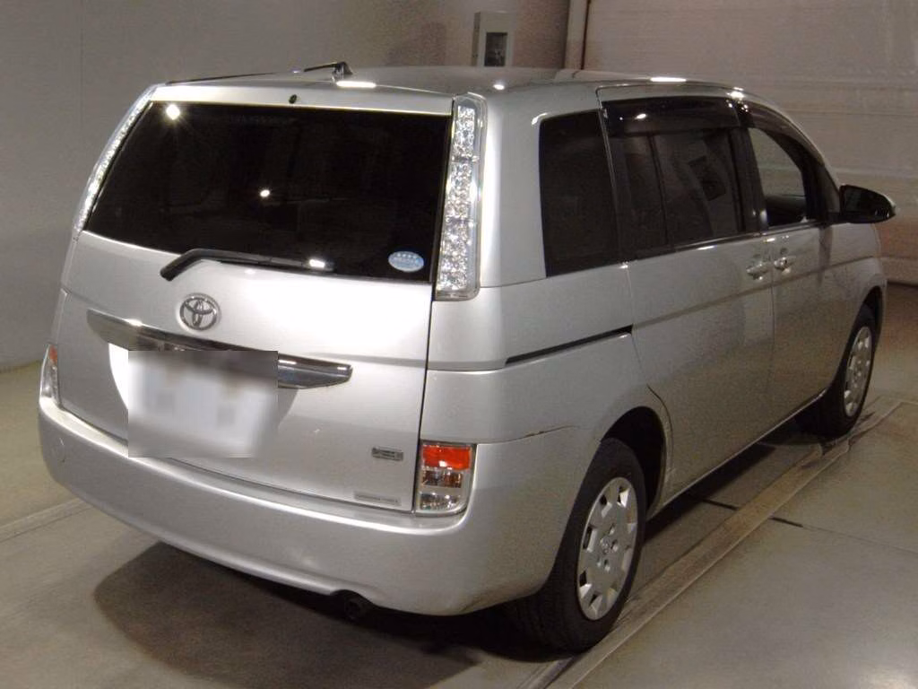 TOYOTA ISIS