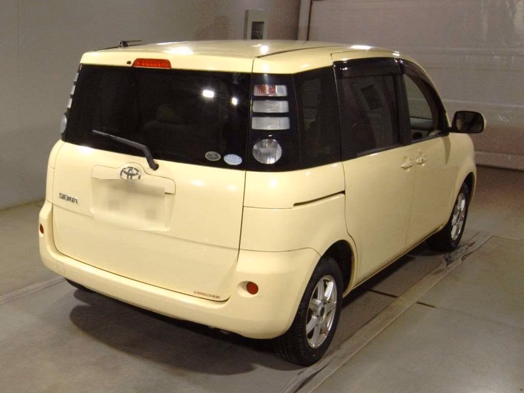 TOYOTA SIENTA