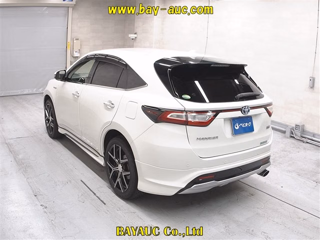 TOYOTA HARRIER