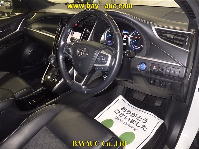 TOYOTA HARRIER